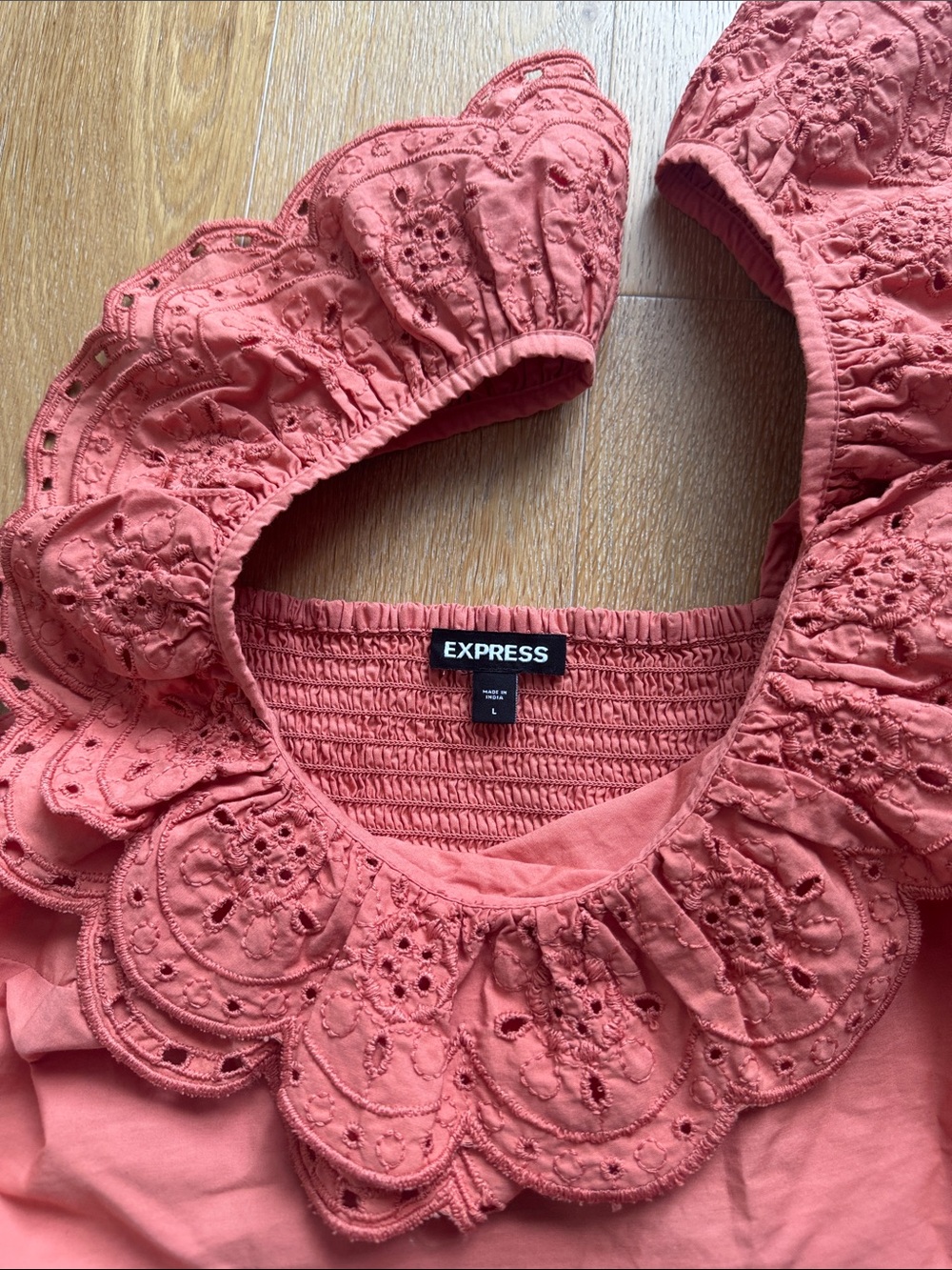Express Coral Eyelet Ruffle Crop Top - Picture 2 of 7